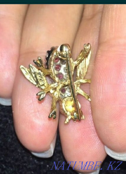 Продаётся Шмель с бриллиантами Алматы - изображение 3