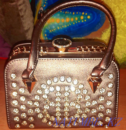 Продам сумочку красивую Костанай - изображение 2