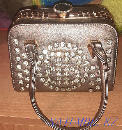 beautiful handbag for sale Kostanay - photo 1