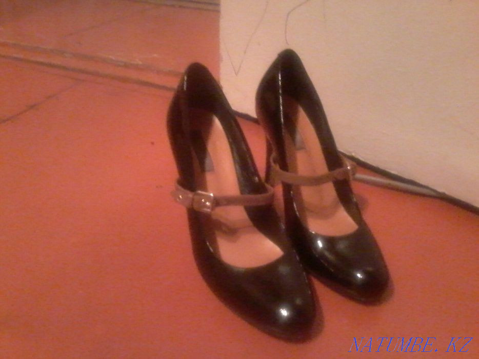 Продам кожаные туфли Акжар - изображение 2