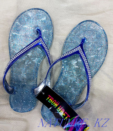 Sale of stylish beach shoes flip flops Kyzylorda - photo 1