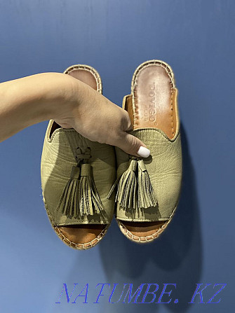 Clogs flip flops leather summer shoes 5000? Astana - photo 1