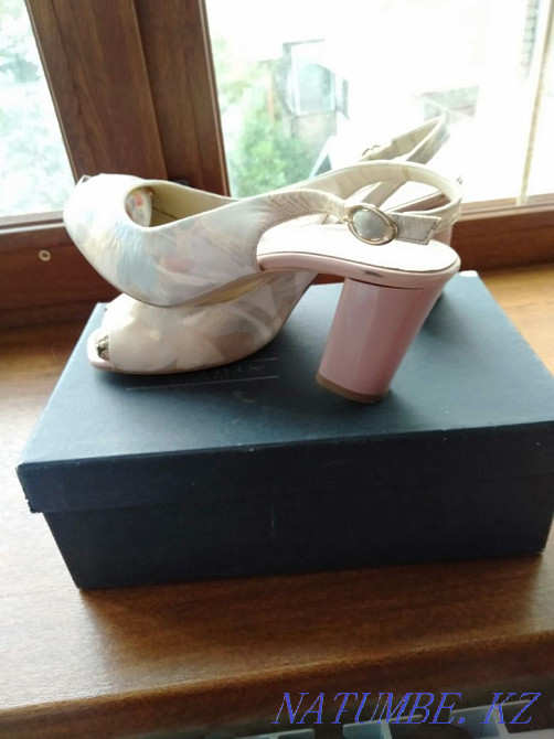 Sandals for women Еркин - photo 2