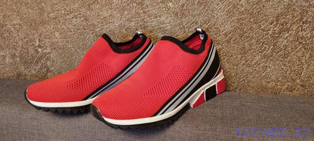 I will sell sneakers Shymkent - photo 1