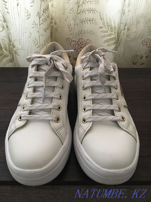 I will sell sneakers Болтирик шешен - photo 2