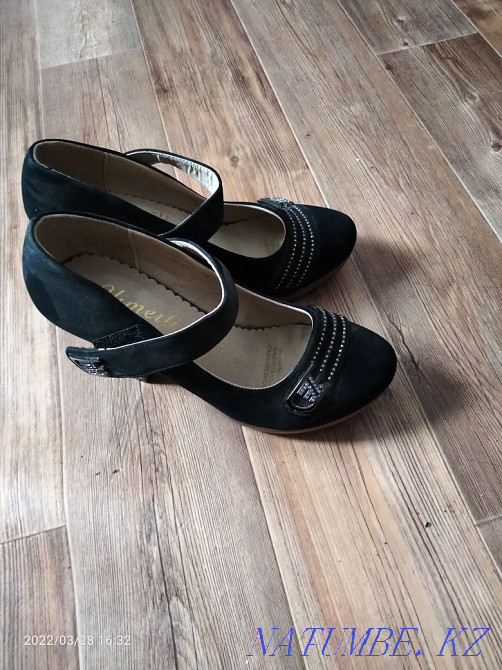 Туфли 38 р за 5000 тг Сарань - изображение 1