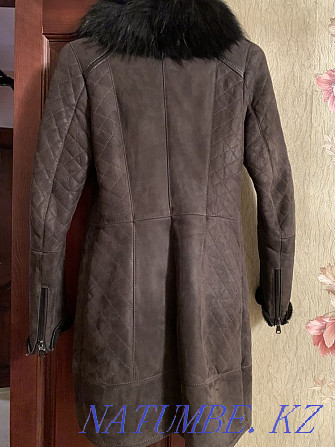 Sheepskin coat in excellent condition Almaty - photo 2