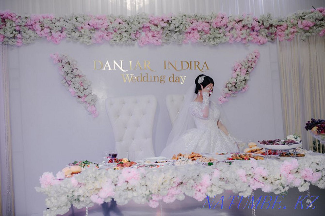 Продаю шикарное свадебное платье Астана - изображение 2