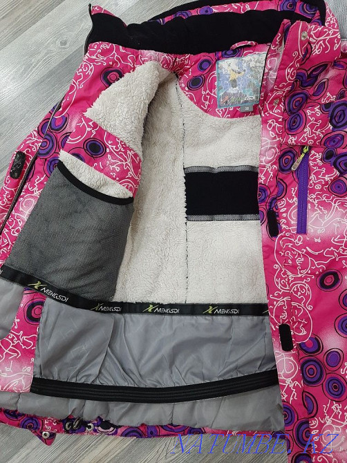 Продается лыжная куртка Актау - изображение 2