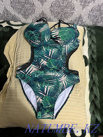 Swimsuit in good condition, worn only 2 times, then lost weight and size Shymkent - photo 1