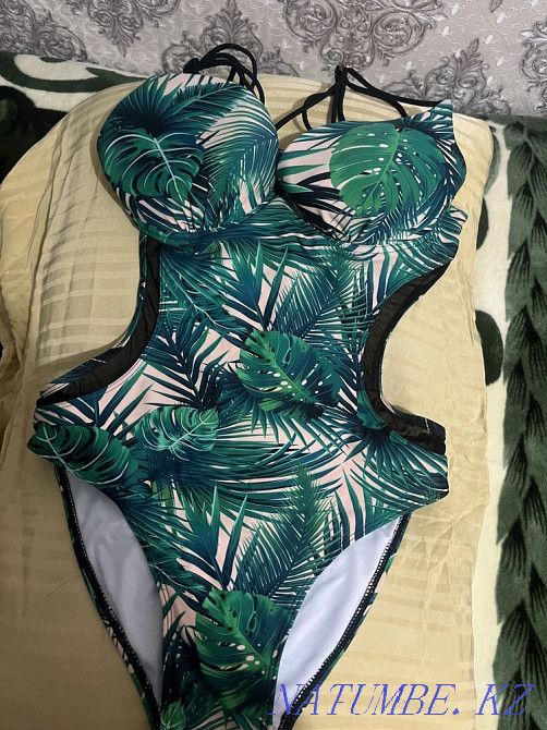 Купальник в хорошем сост,одевали только 2-раза,потом похудела и размер Шымкент - изображение 3