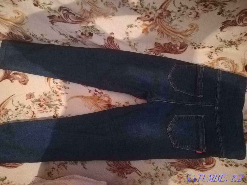 maternity jeans for sale  - photo 2