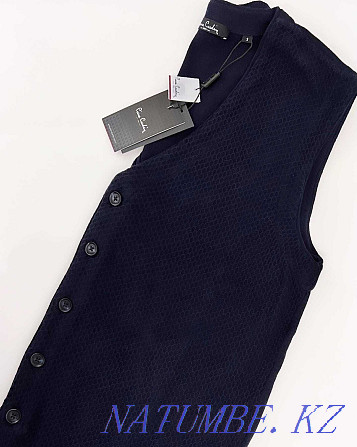 Knitted vests by Pierre Cardin Astana - photo 1