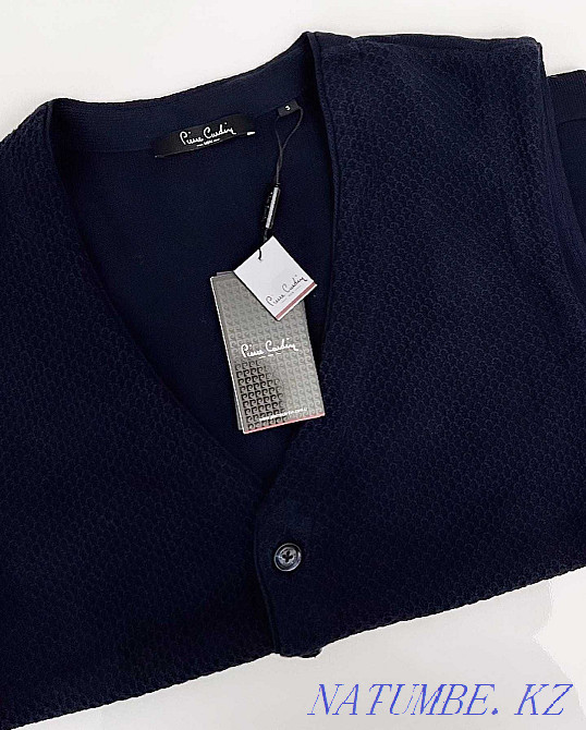 Вязаные жилетки от Pierre Cardin Астана - изображение 2