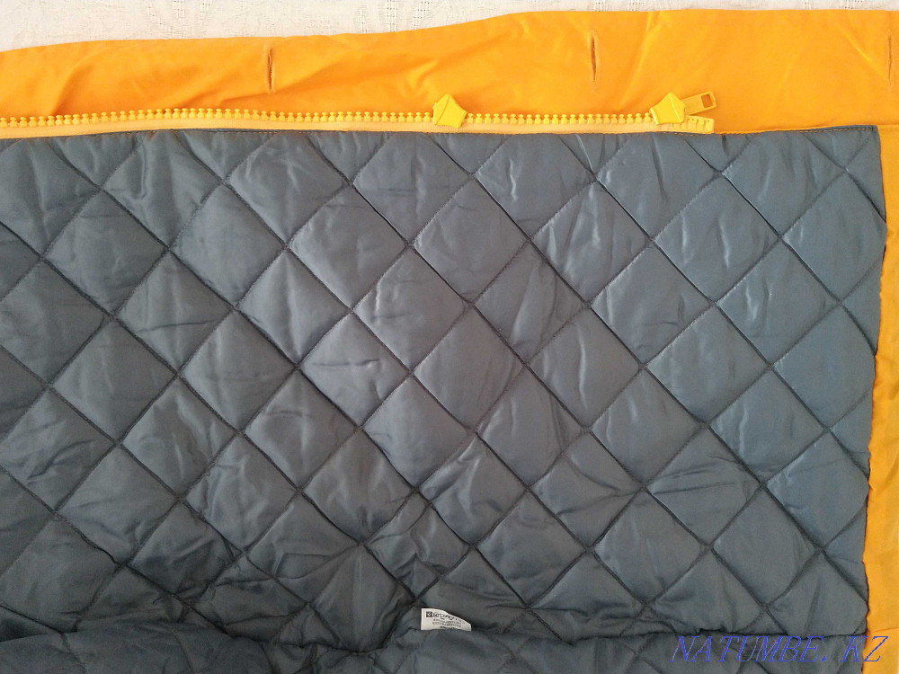 The jacket is man's, easy with a heater. Almaty - photo 3