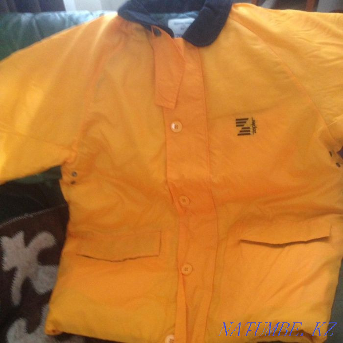 The jacket is man's, easy with a heater. Almaty - photo 1