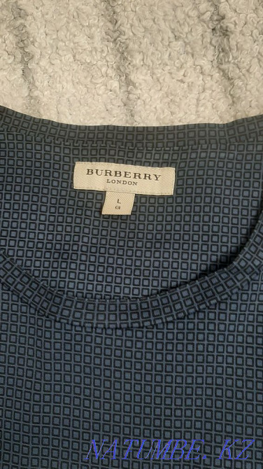 Футболкa бренд оригинал BURBERRY Алматы - изображение 2