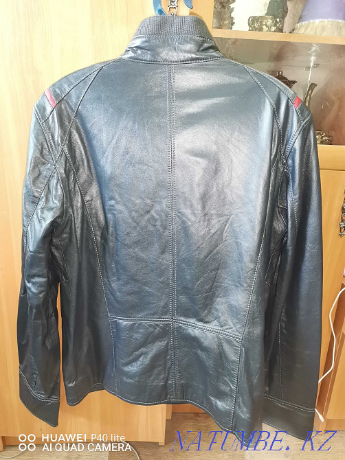 Продам кожаную куртку Усть-Каменогорск - изображение 2