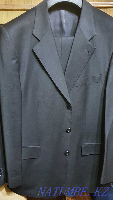 Костюмы мужские Boss, Guy Laroche Алматы - изображение 3