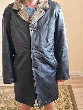 I will sell men's down jackets (black and white) and a leather sheepskin coat Astana