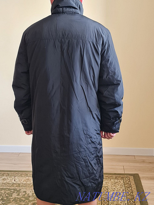 Продам мужские пуховики (черный и белый) и кожанную дубленку Астана - изображение 2