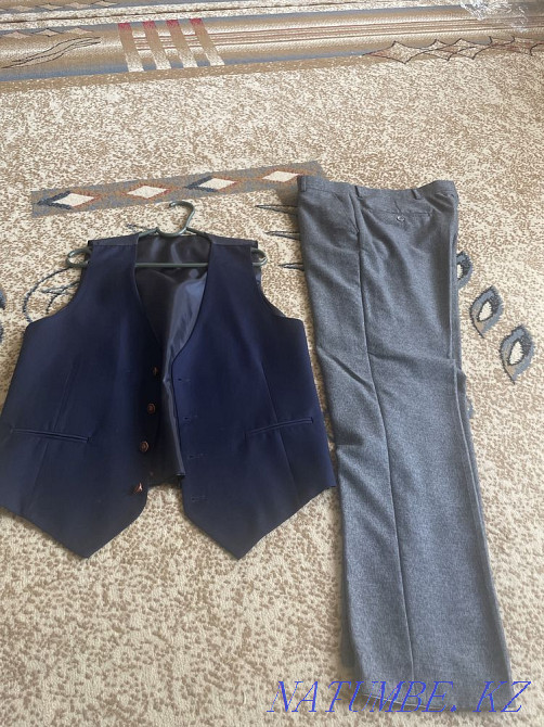 Тройка костюм в серебристом цвете Кызылорда - изображение 2