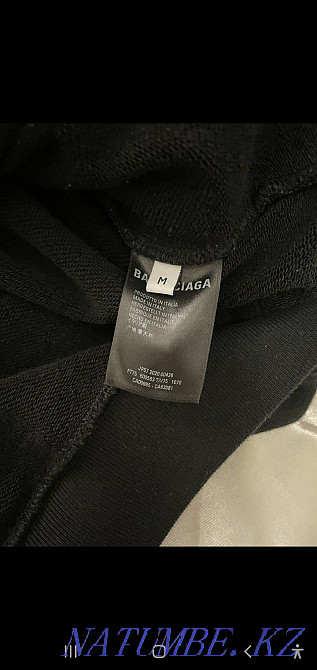 Продам свитшот balenciaga crew ОРИГИНАЛ! Павлодар - изображение 3