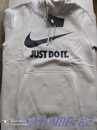 Sweatshirt Nike original Болтирик шешен - photo 1