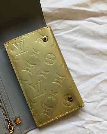 Louis Vuitton vernis monogram walker Алматы