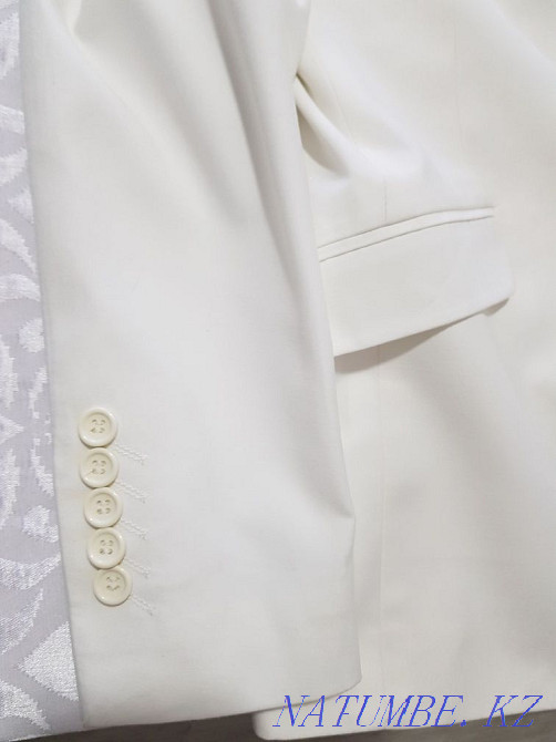 Men's suit. Jacket and trousers. Taldykorgan - photo 4