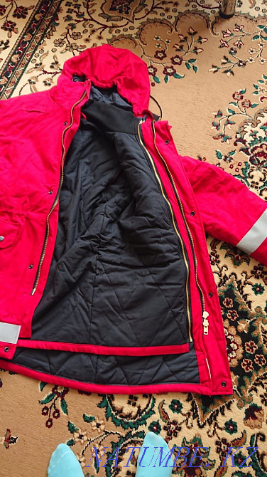 Продам зимнюю новую курстку с подстежкой. 52-54 р Уральск - изображение 1
