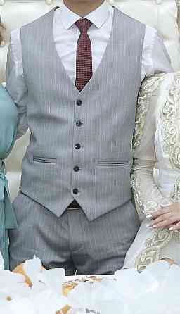 Мужской классический костюм тройка (пиджак,брюки,жилетка)  Ақсу 