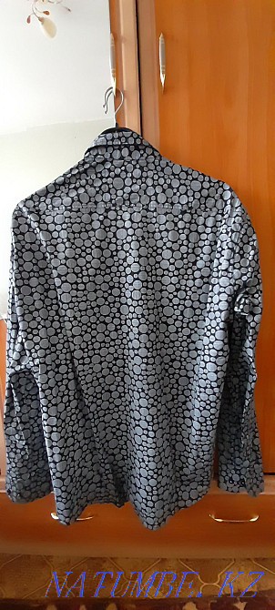 Продам почти новую рубашку Аркалык - изображение 2