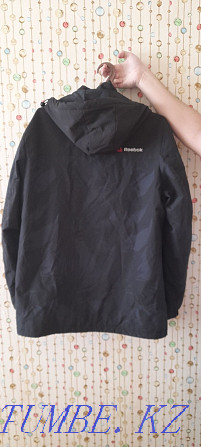 Ерлерге арналған күзгі куртка сатамын  Арқалық - изображение 2