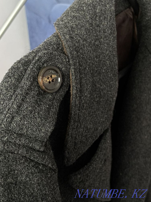 Sell men's coat Mango Oral - photo 2