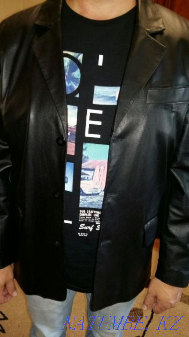 Sell leather jacket Aqtobe - photo 1