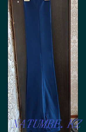 Продам мужской костюм, синего цвета, новый,46 размера,с рубашкой Тельмана - изображение 2