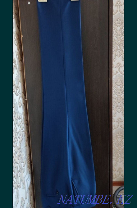 Продам мужской костюм, синего цвета, новый,46 размера,с рубашкой Тельмана - изображение 2