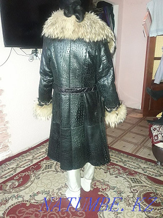 Курткалар мен пальтоларды сатыңыз Заводской - изображение 2