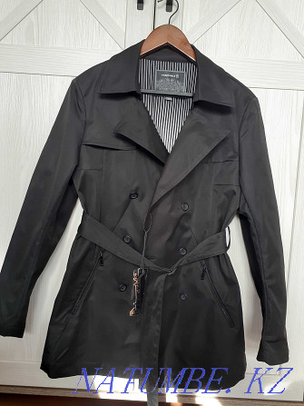 Double-breasted men's trench coat Mark FAIRWHALE, size - M, 44 size. Almaty - photo 5