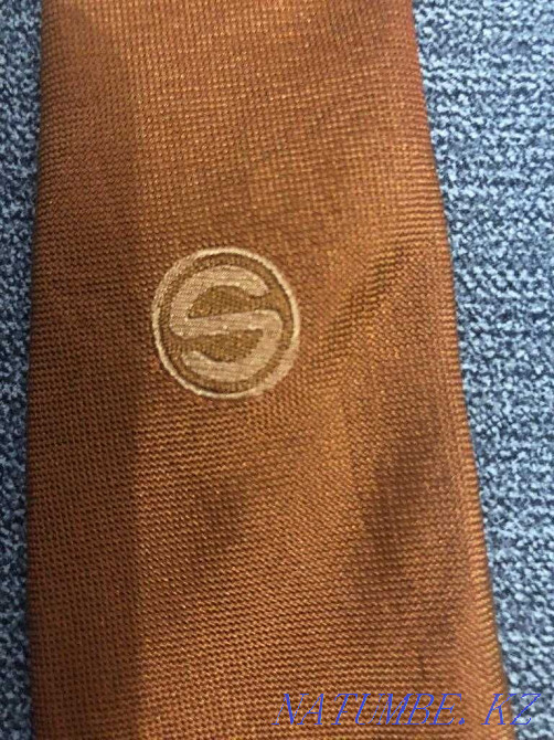 Галстук шелковый, брендовый Francesko Smalto, оригинал, дорогой Алматы - изображение 1