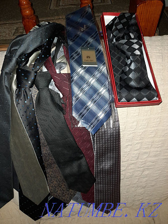 I sell ties.  - photo 1