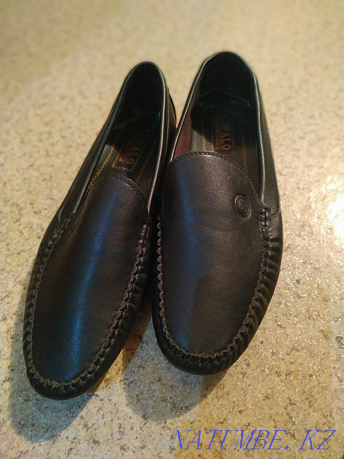 Барлығы 3000тг сатып алуға уақыт бар. Өлшемдері 39, 40, 41.  Көкшетау - изображение 1