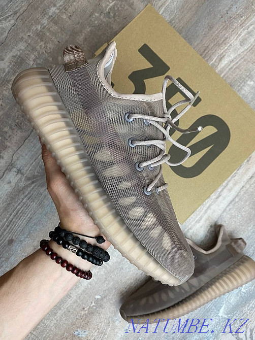 Кроссовки ADIDAS YEEZY BOOST 350 V2 originals KASPI RED | KASPI 0-0-12 Алматы - изображение 3