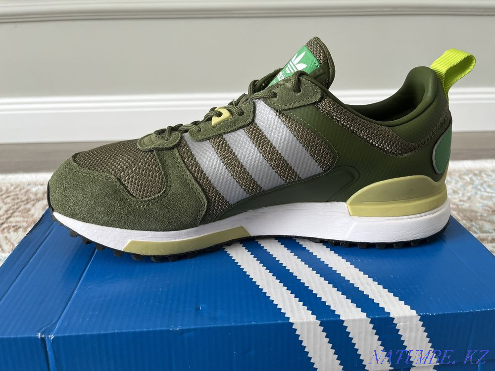 Adidas ZX 700 HD Астана - изображение 2