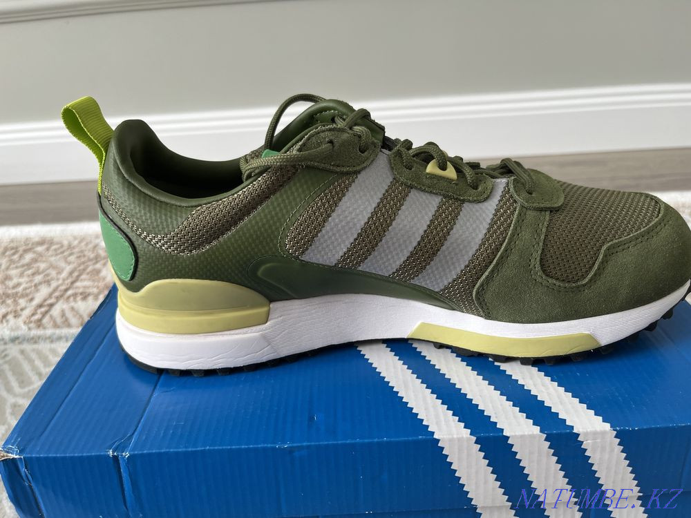 Adidas ZX 700 HD Астана - изображение 3