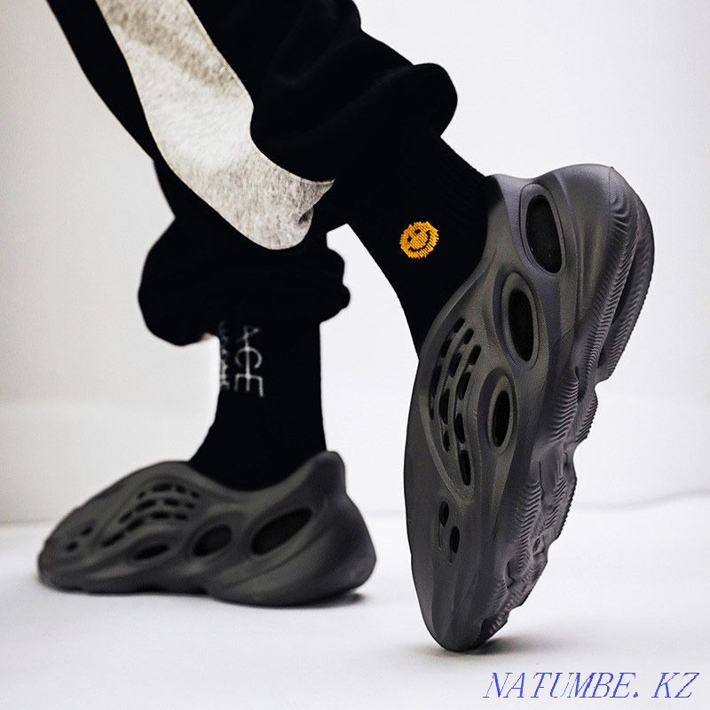 Adidas Slide,Yeezy slide шлепки на лето Алматы - изображение 3