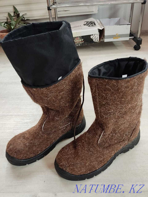 Резеңке табаны бар күзгі немесе қысқы байпак  Ақтау  - изображение 1