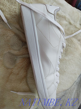 Кроссовки оригинал Reebok cl complete white Актобе - изображение 1