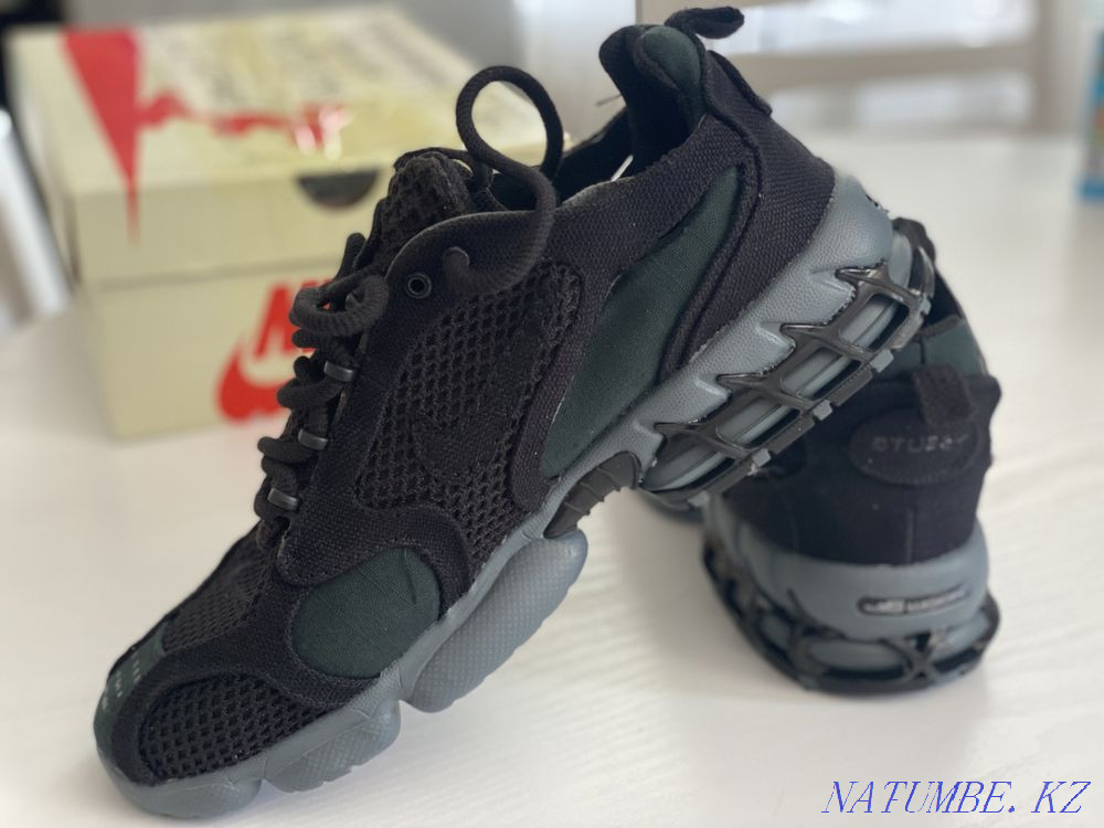 Продам Красссовки новые Риддер - изображение 1